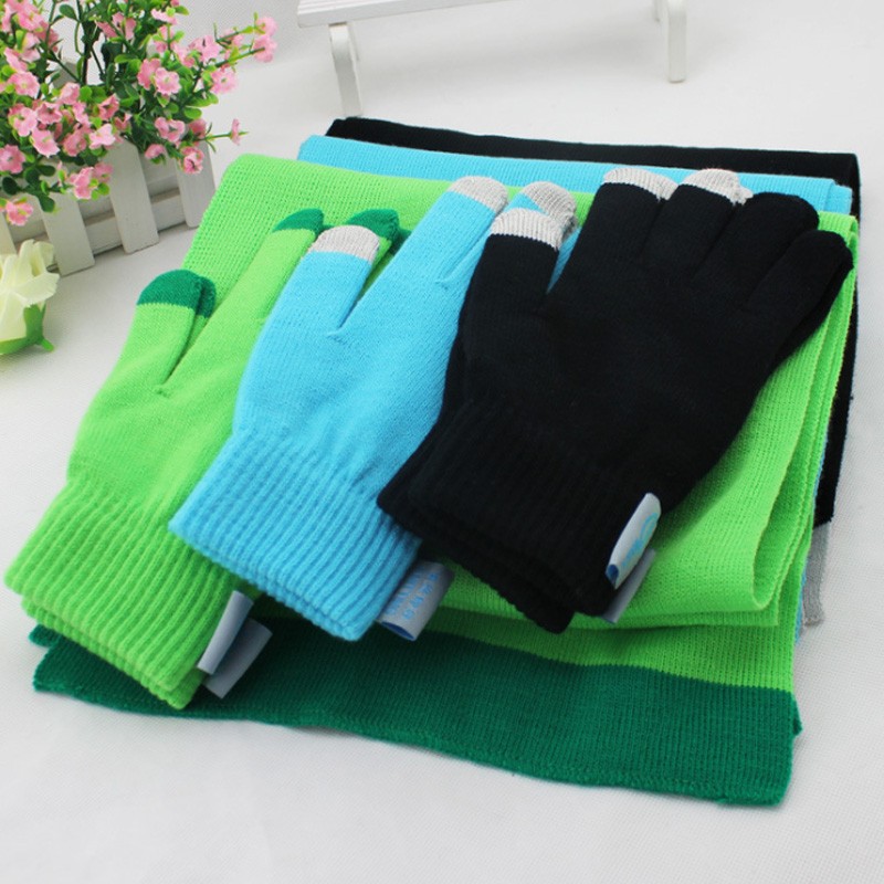 Touch Screen Gloves And Scarf Set