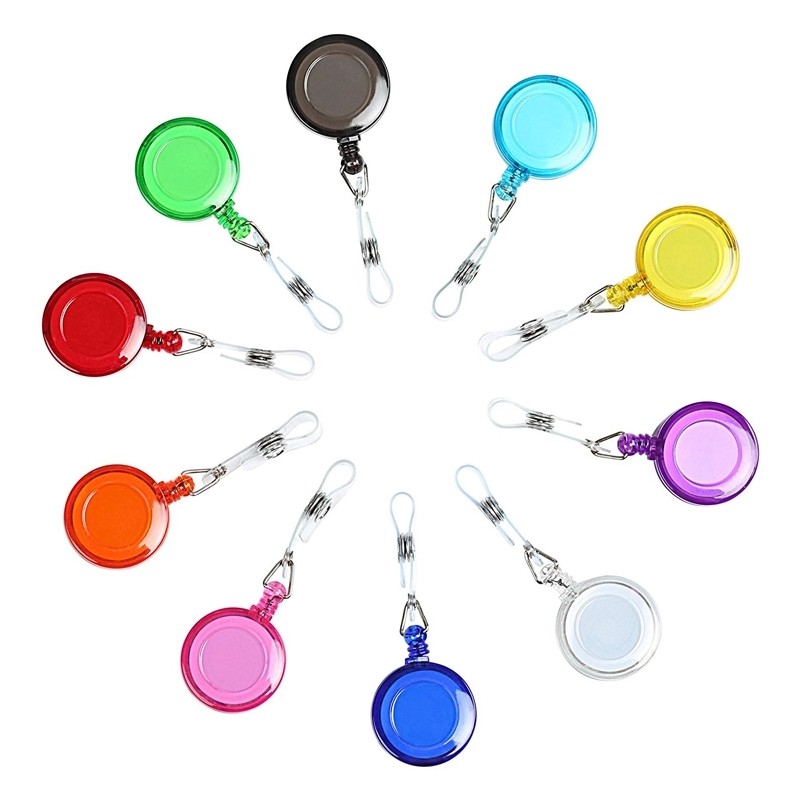 The round retractable badge holder