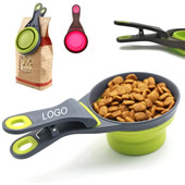 4 oz Collapsible Silicone Pet Clip Scoop