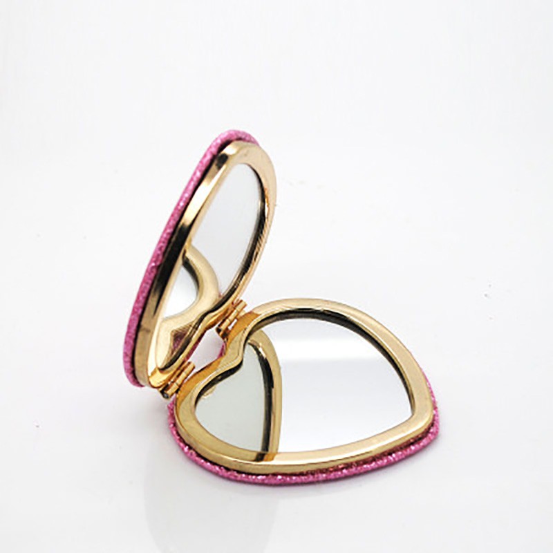 Compact Heart Mirror